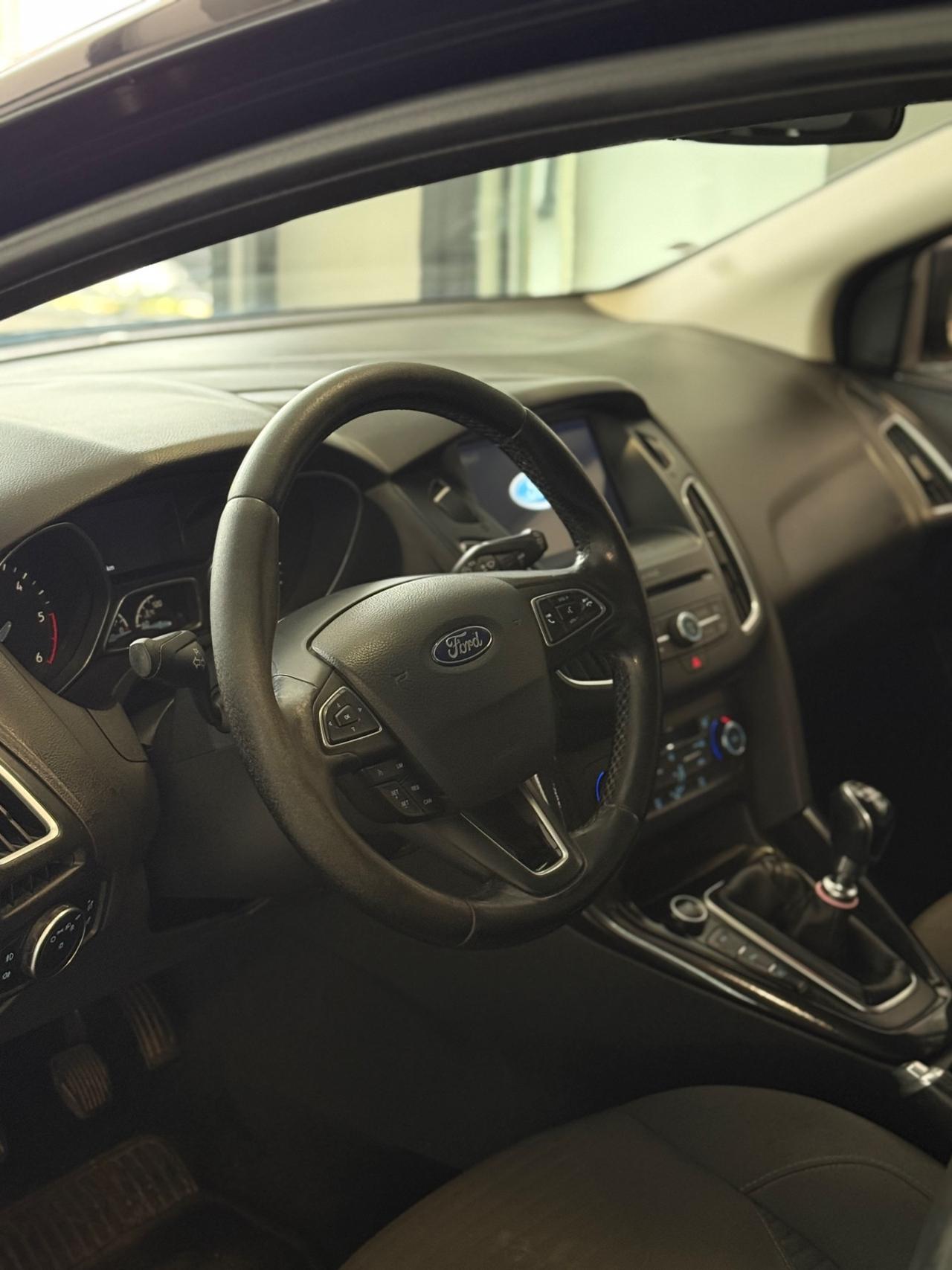 Ford Focus 1.5 TDCi 120 CV Start&Stop Powershift SW Titanium