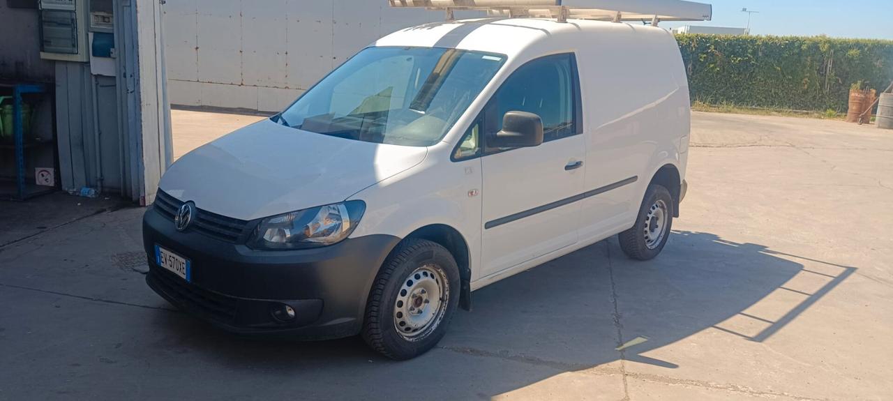 Volkswagen Caddy 4x4 allestito