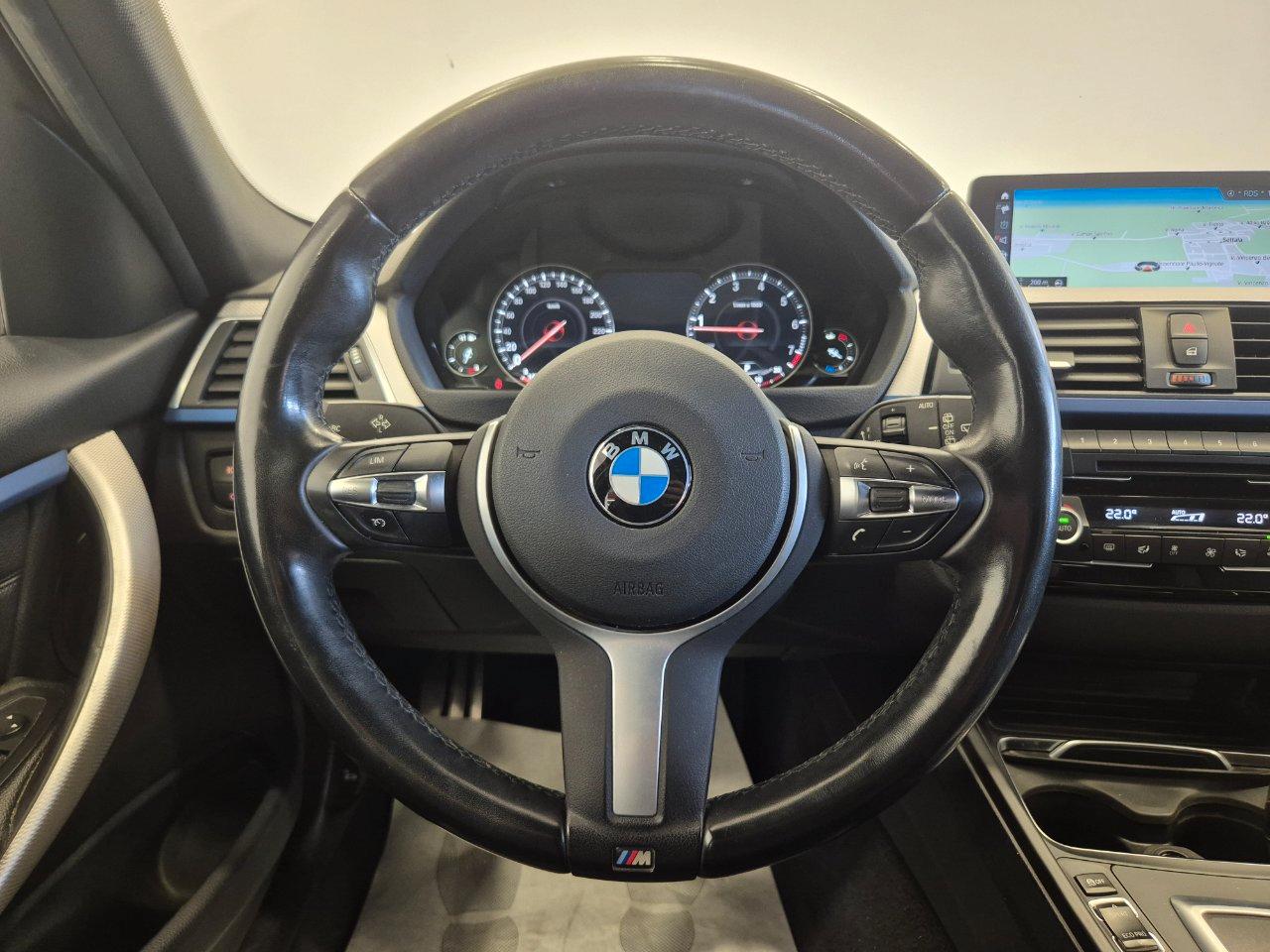 BMW 320 i Touring Msport auto - UNIRPOPRIETARIO - Cruise/Lim - Sens. park.