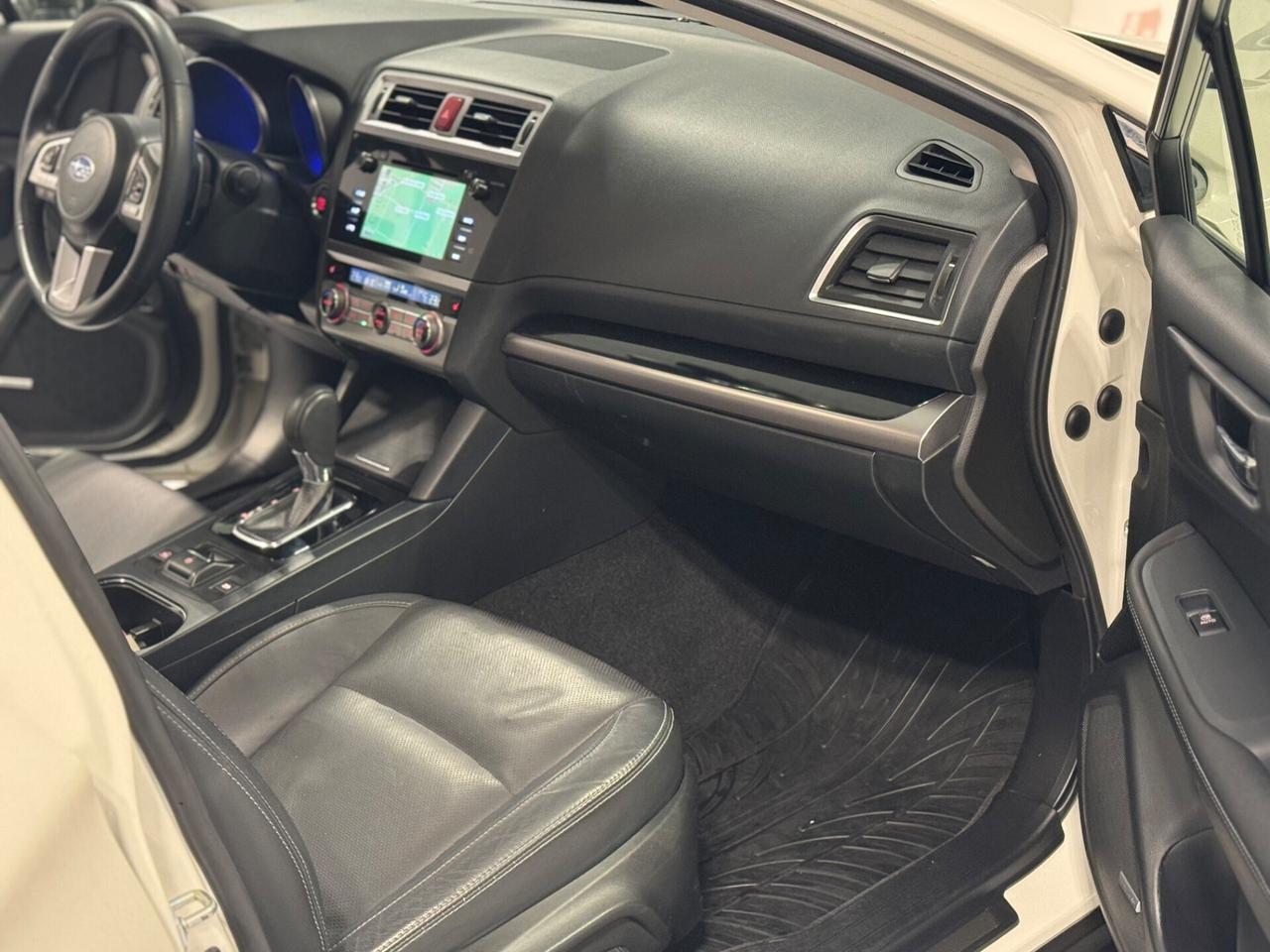 Subaru OUTBACK 2.0d Automatico 4x4 Gancio Traino !