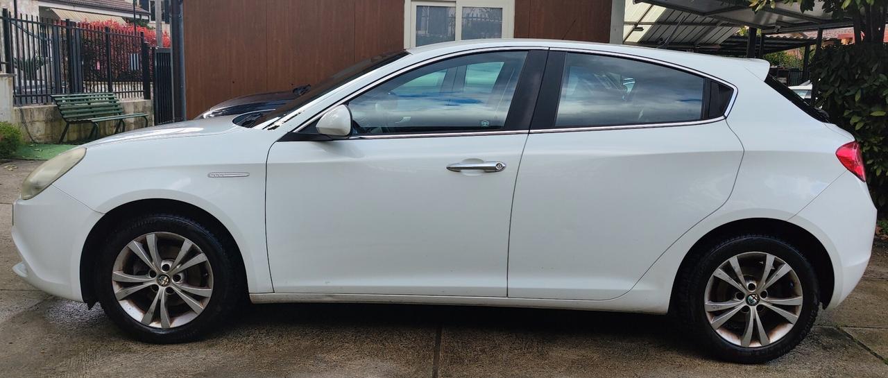 Alfa Romeo Giulietta 1.6 JTDm-2 105 CV Progression