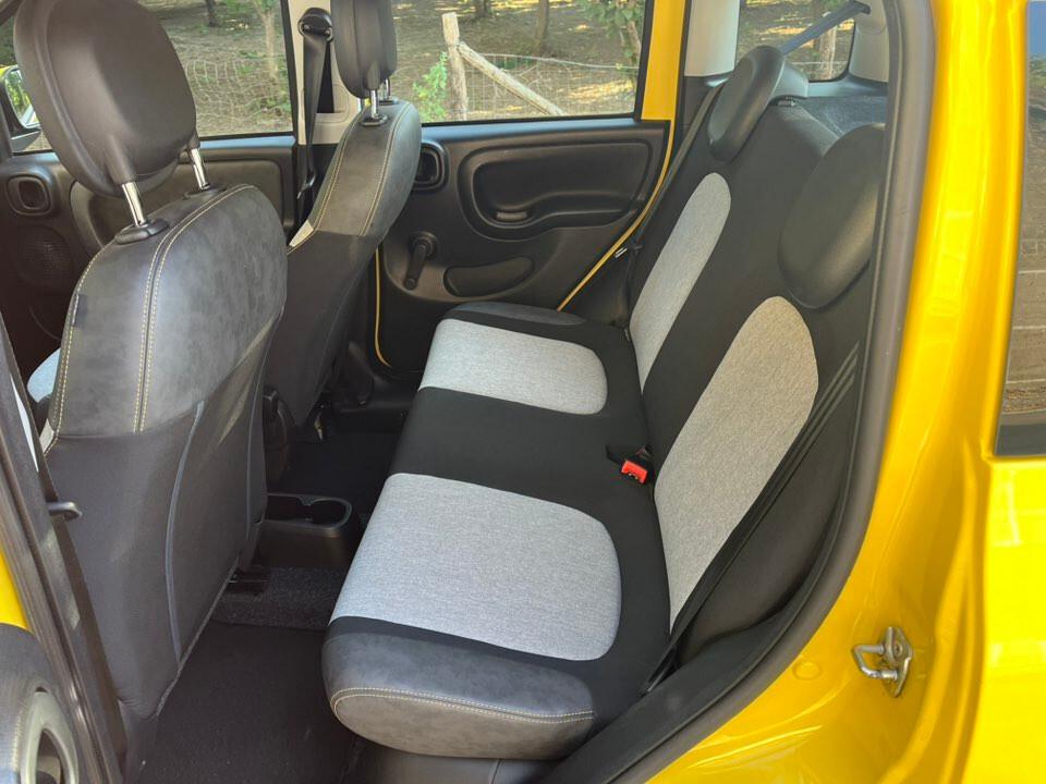 Fiat Panda 1.0 HYBRID 70CV S&S City Cross