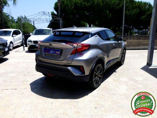 TOYOTA C-HR 1.2 Turbo CVT 4WD Style