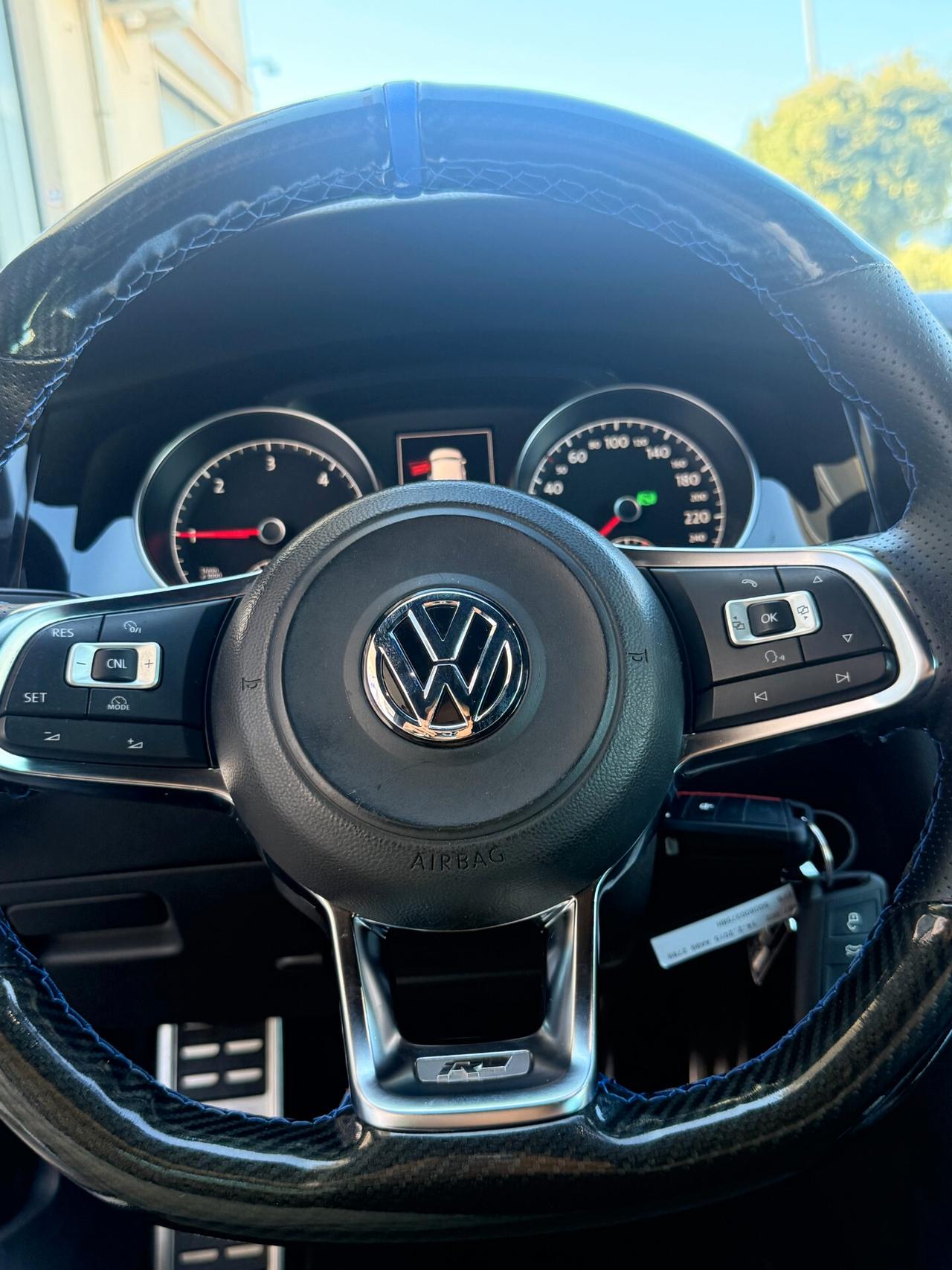 Volkswagen Golf 5p 1.6 tdi Highline 110cv dsg. R-LINE ,APPLE CARPLAY,ANDROID AUTO,BLUETOOTH,NAVI,FARI LED