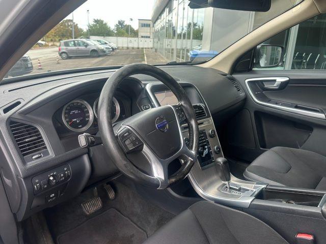 VOLVO XC60 D3 AWD Geartronic Momentum