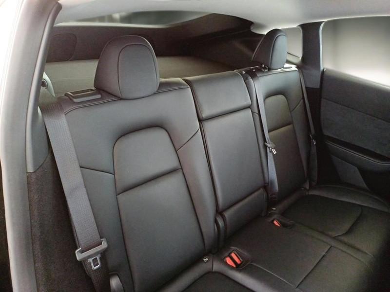 TESLA MODEL Y 75 kWh Dual Motor Long Range 4WD aut.