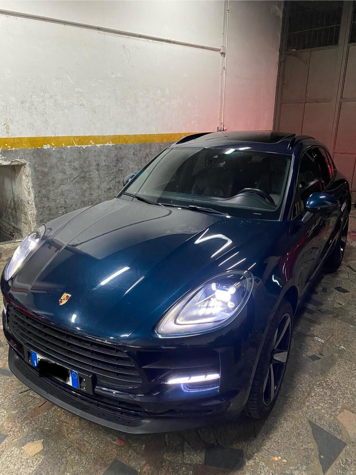 Porsche Macan 2.0 245 Cv Strafull