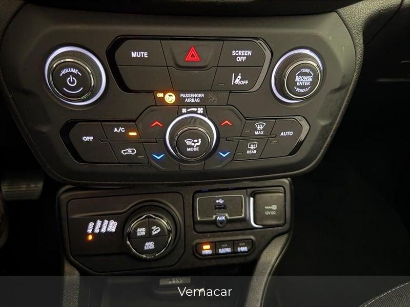 Jeep Renegade 4xe 1.3 T4 PHEV 190cv B. Plus 4xe SOLO 34M. KM-NAVI 8.4-FULL OPT