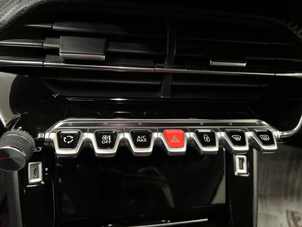 Peugeot 2008 BlueHDi 130 S&S EAT8 Allure