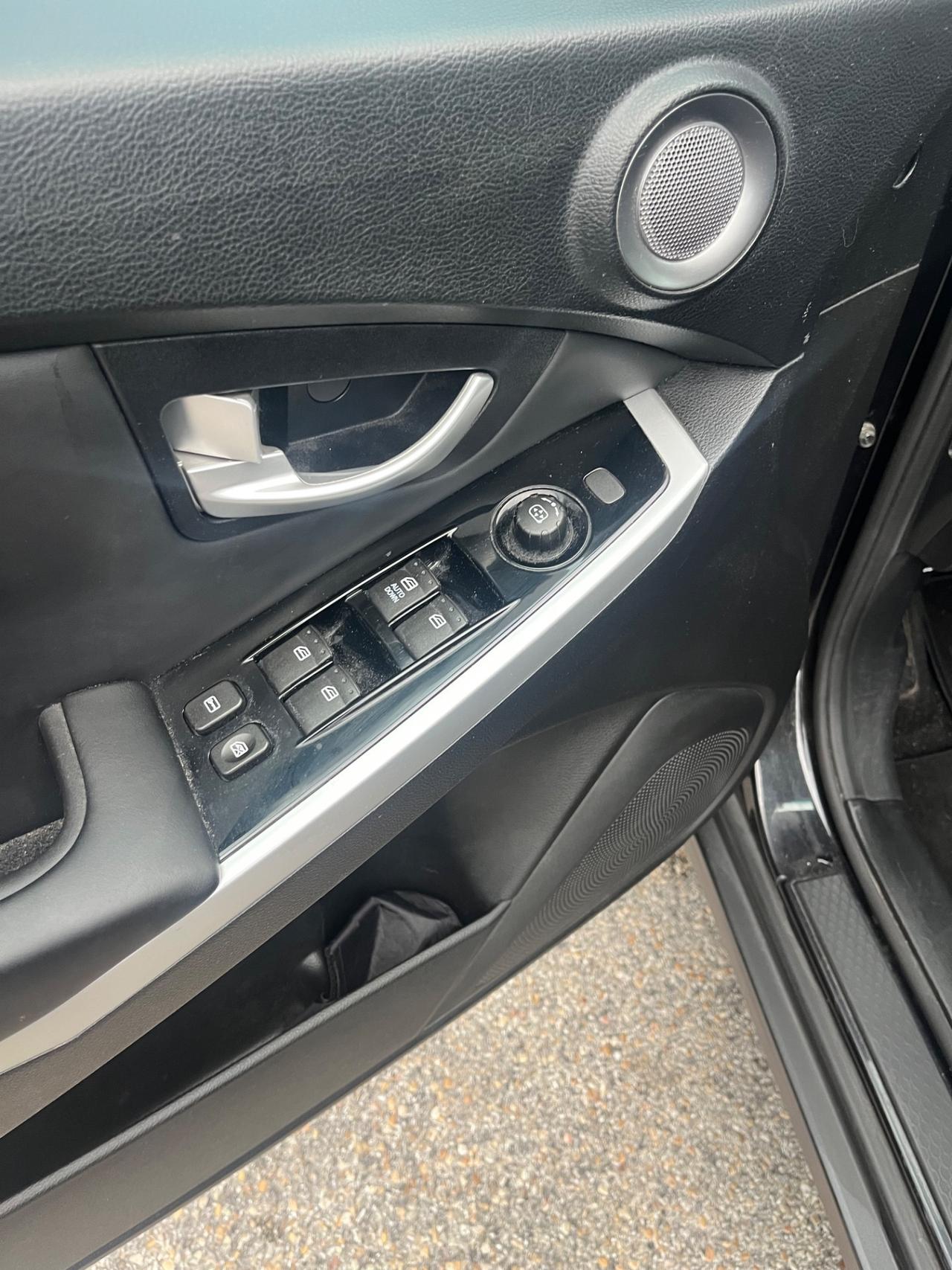 Ssangyong Korando 2.0 2WD MT GPL Limited