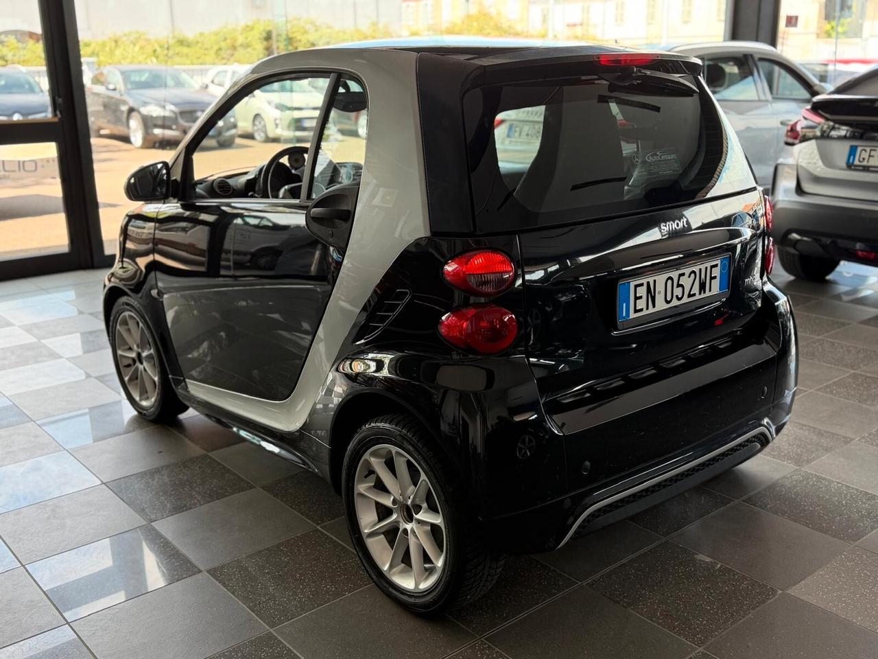Smart ForTwo 1000 52 kW MHD coupé passion