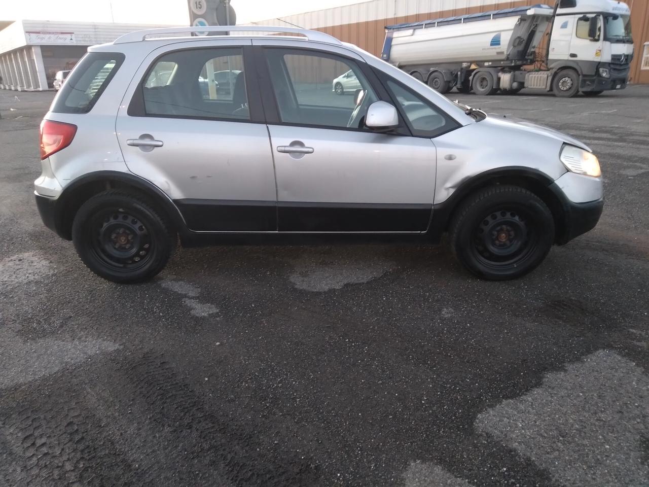 Fiat Sedici 1.6 16V 107cv 4x4 Dynamic x neopatentati