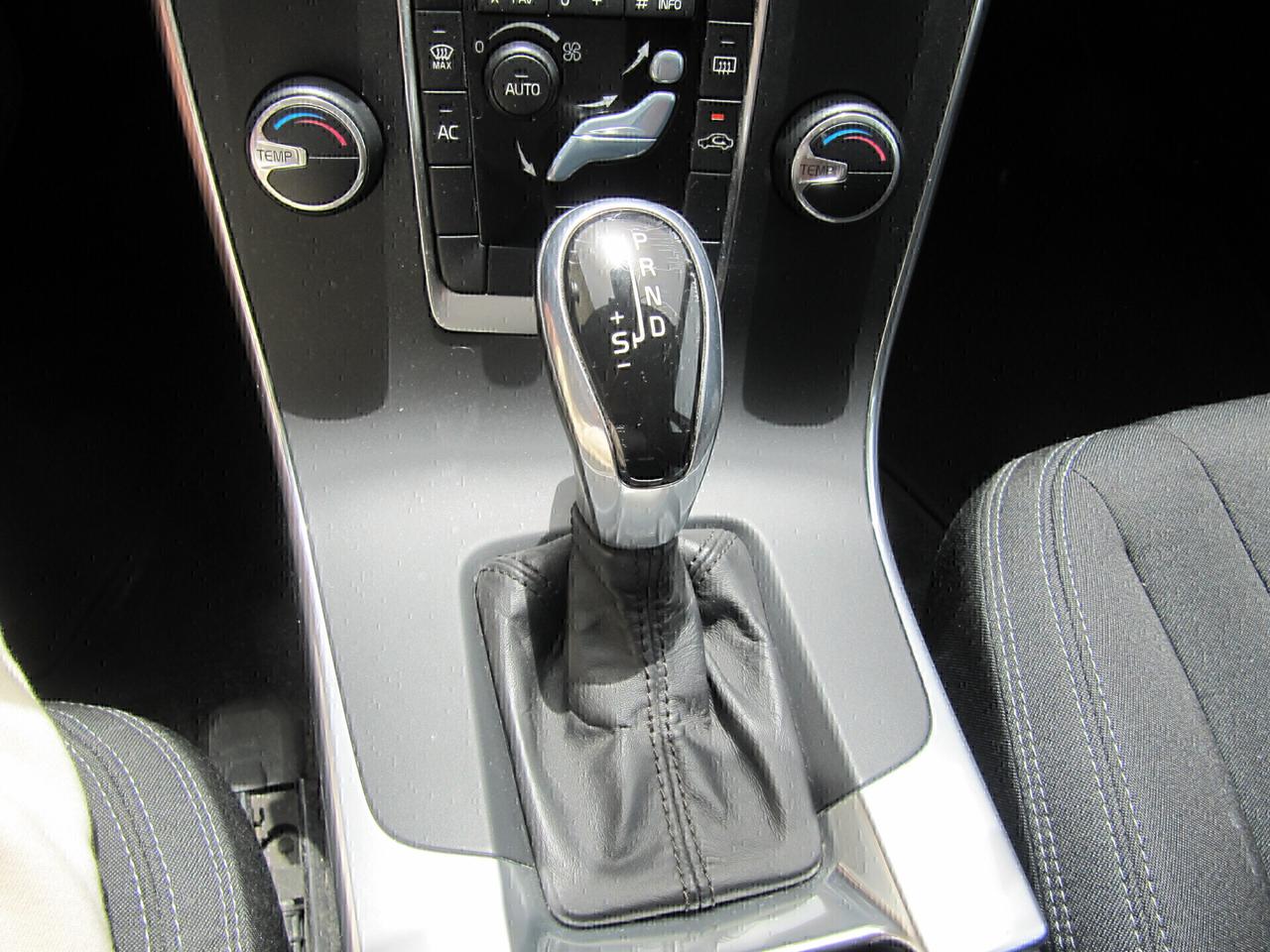 Volvo V60 D2 1.6 Kinetic