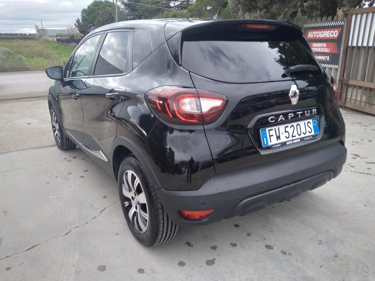 Renault Captur dCi 8V 90 CV EDC Sport Edition