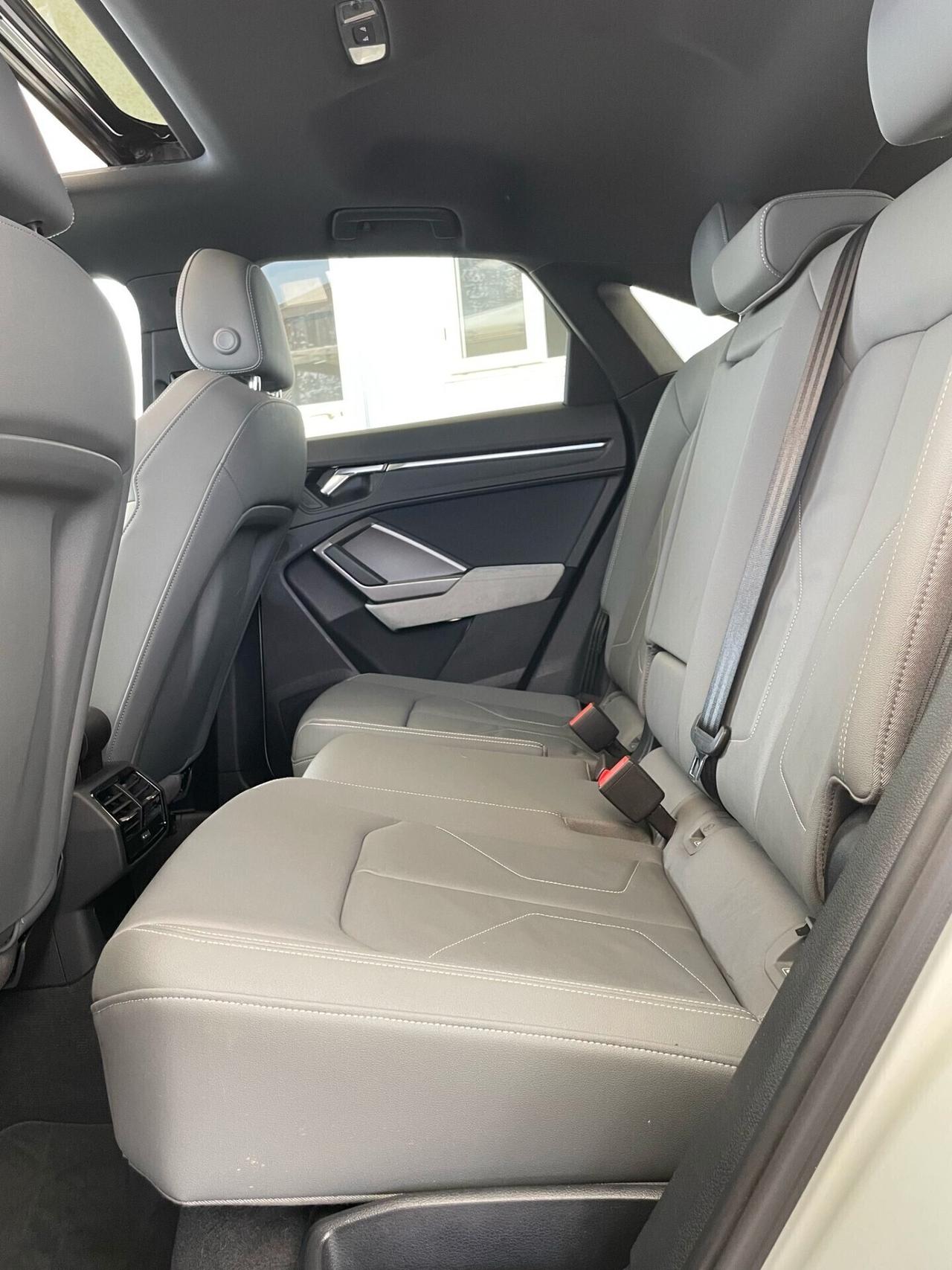 Audi Q3 SPB 40 TDI quattro S tronic S line edition