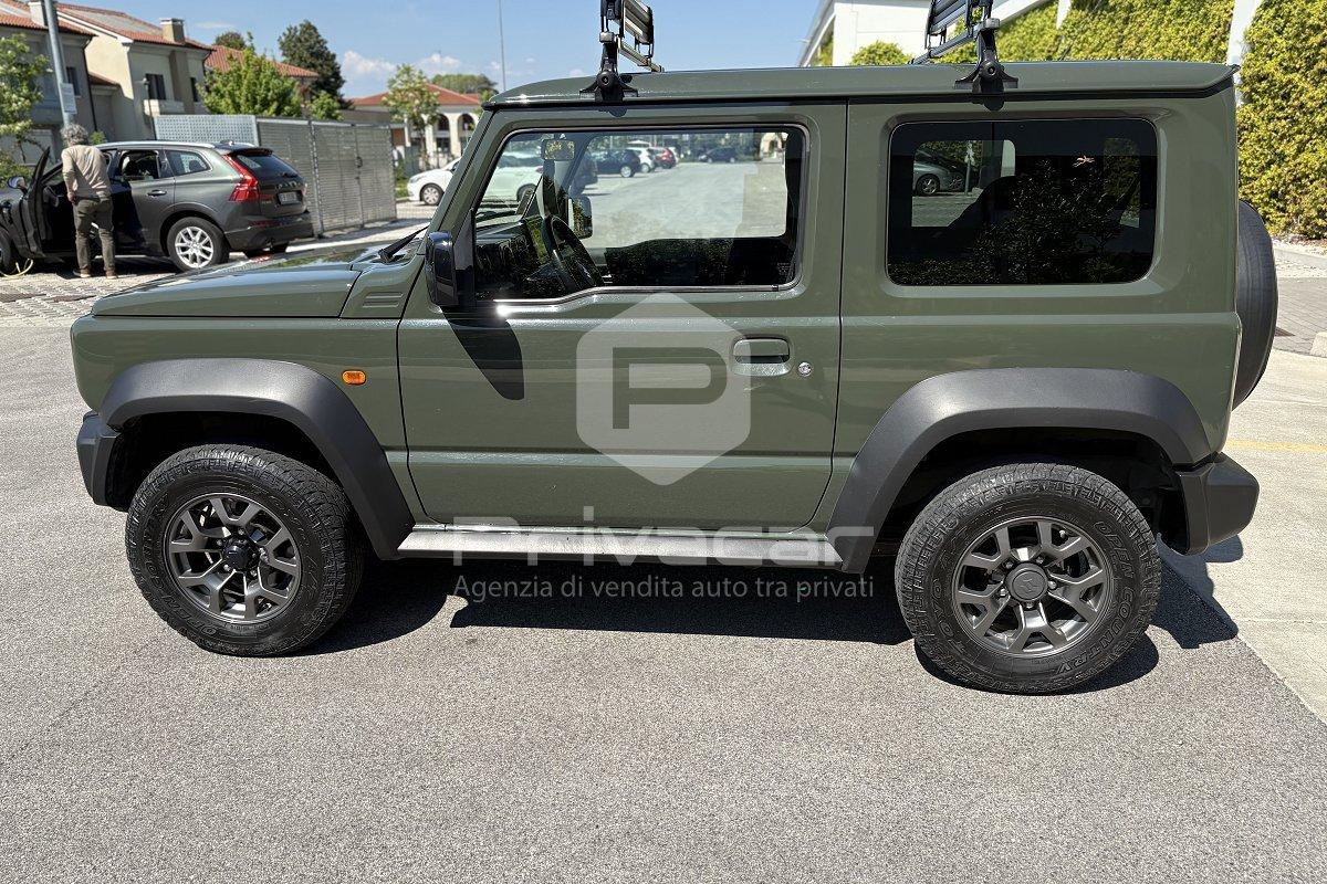 SUZUKI Jimny 1.5 5MT Top