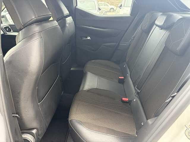 DS DS 3 Crossback DS 3 Crossback PureTech 100 Performance Line