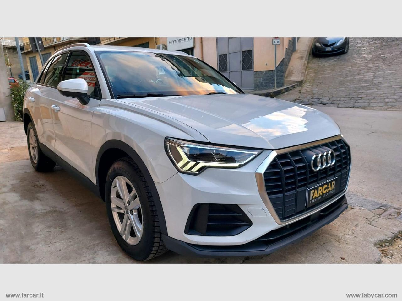 AUDI Q3 35 TDI S tronic Business