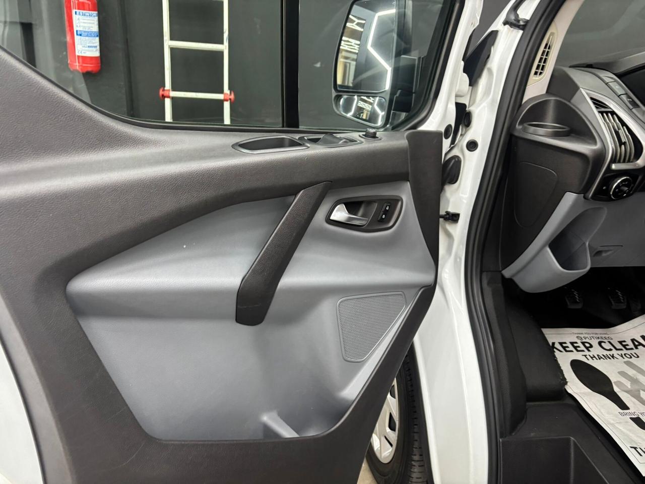Ford Transit Custom 290 2.0 TDCi 130 PL Furgone