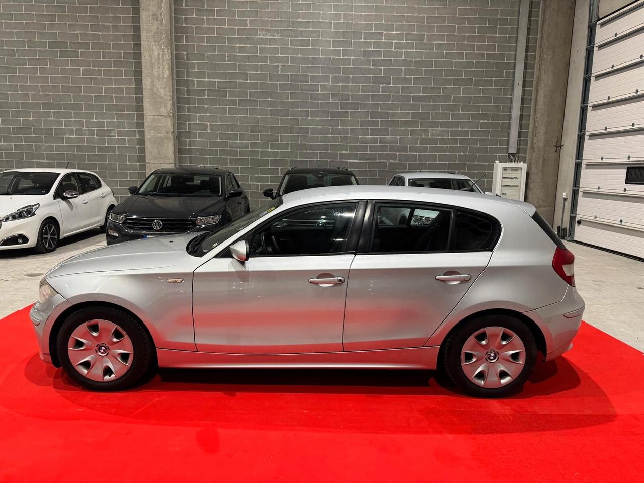Bmw 116 116i cat 5 porte Futura