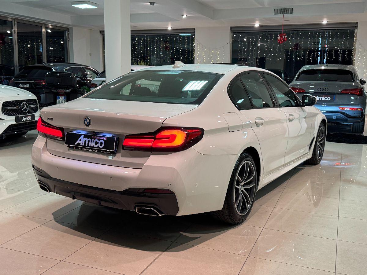 BMW Serie 5 520d xDrive Berlina Msport