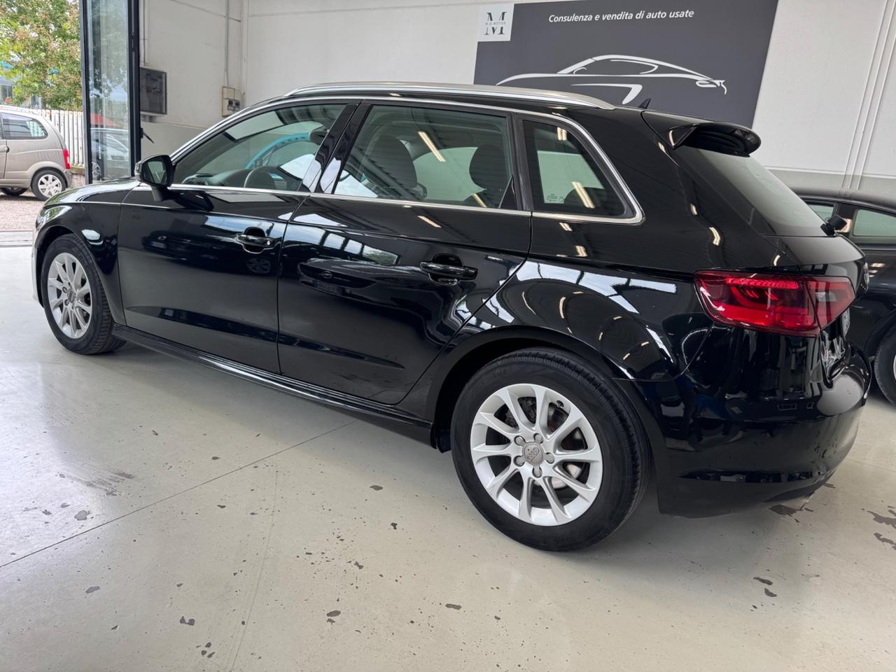 Audi A3 SPB 1.6 TDI ultra Attraction