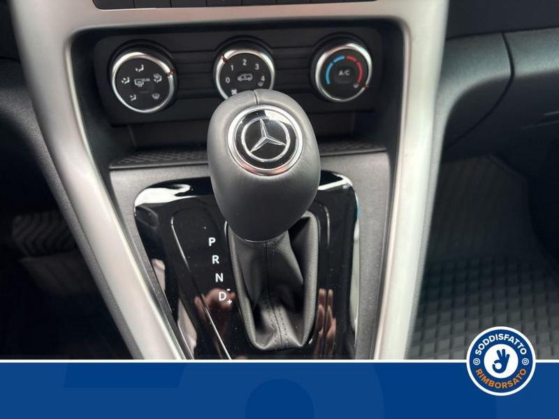 Mercedes-Benz Classe T 180 d AT