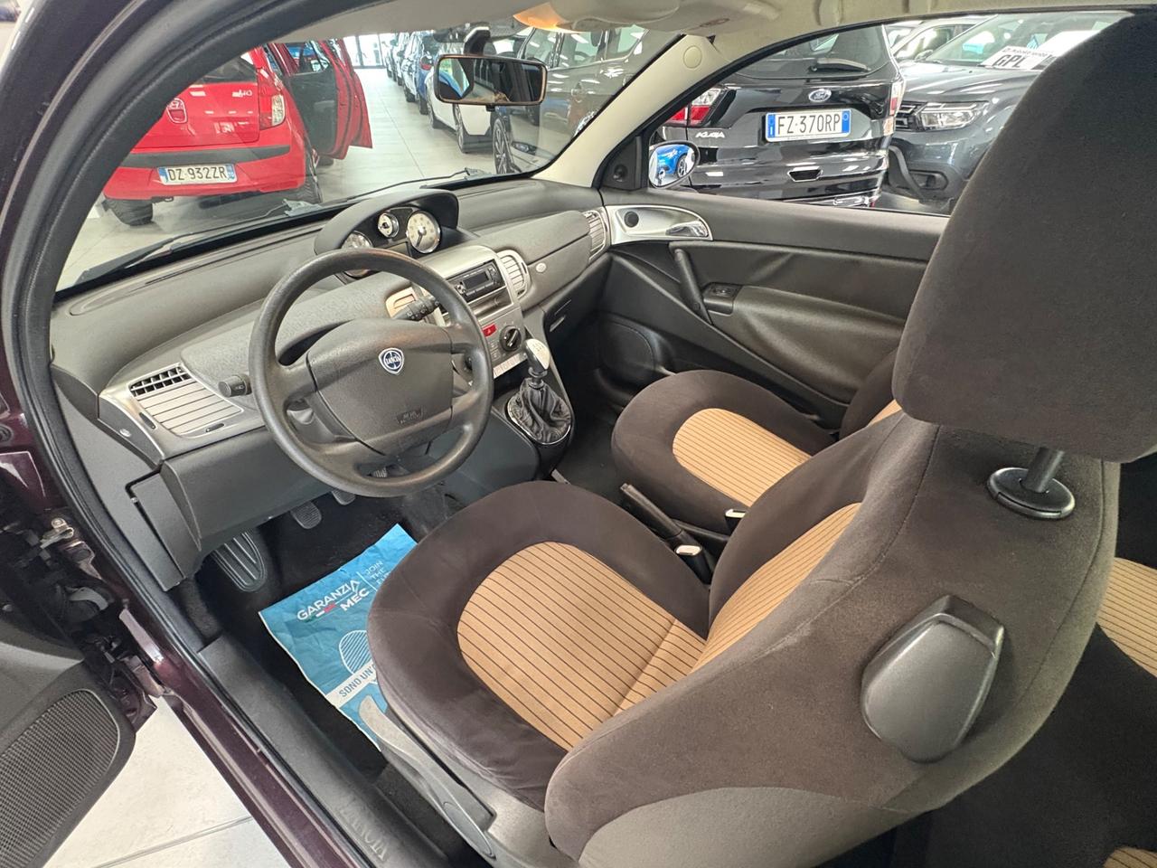 Lancia Ypsilon 1.2 benzina 60cv 2008 km 125000