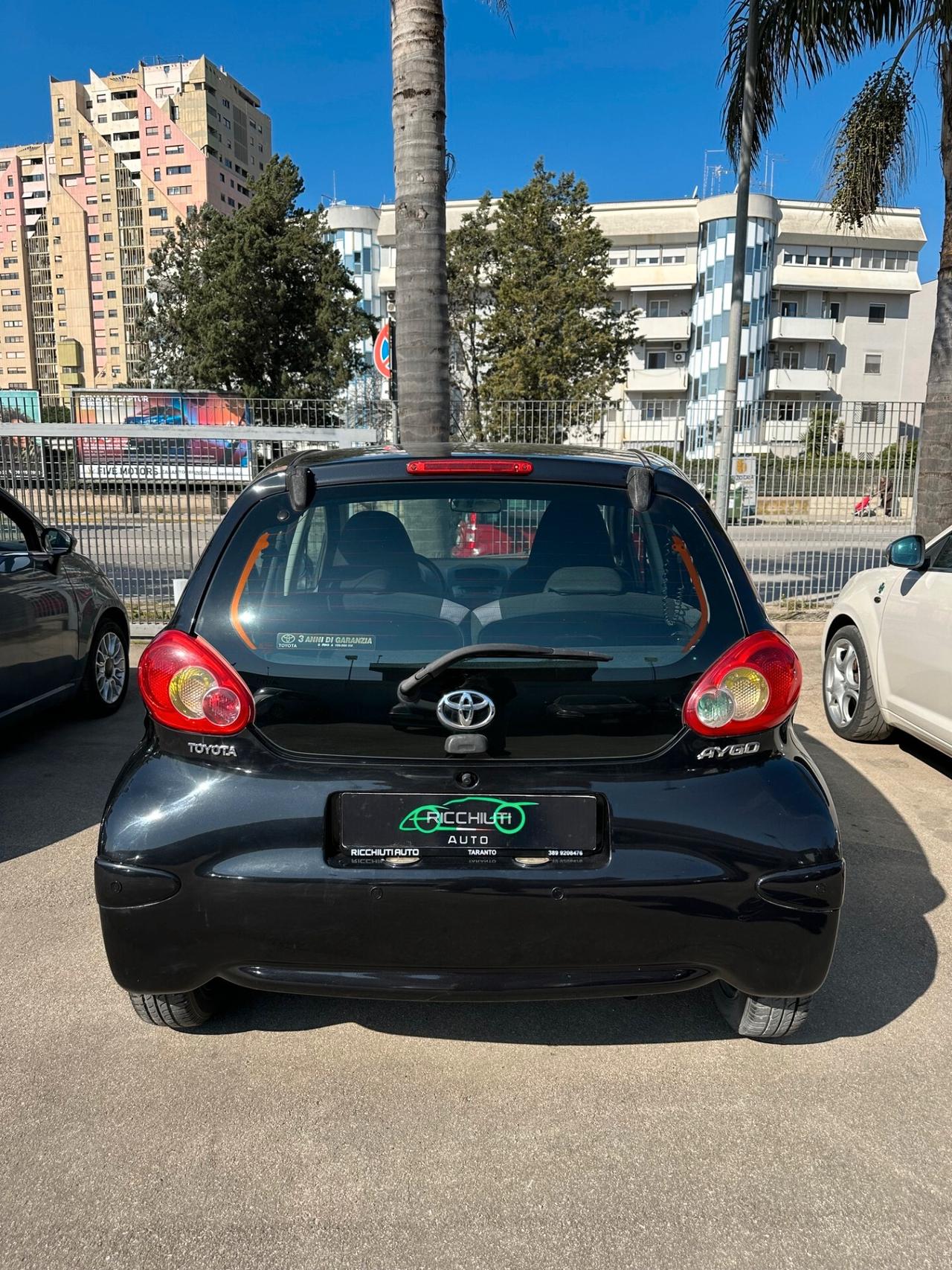 TOYOTA AYGO 1.0 BENZINA 2007 OK NEOPATENTATI