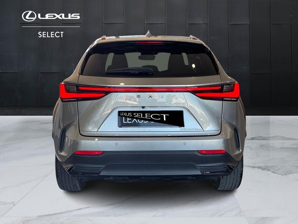 Lexus NX 2.5 plug-in Luxury 4wd e-cvt