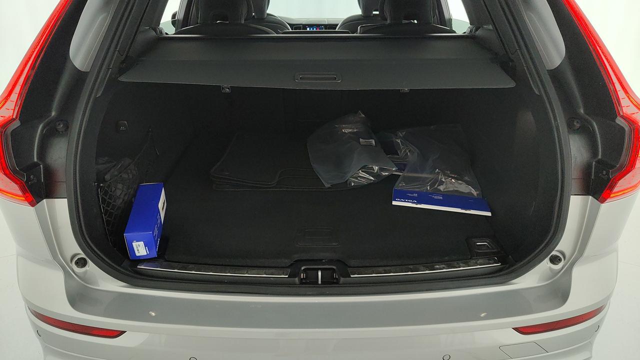 VOLVO XC60 2.0 t6 phev Plus Dark awd auto