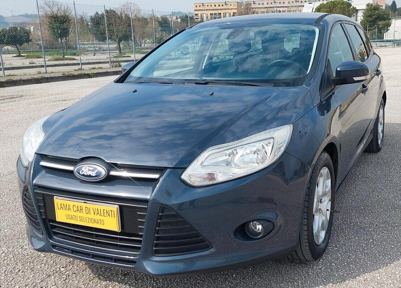 FORD FOCUS 1.6 - POCHI CHILOMETRI-CONSUMI RIDOTTI