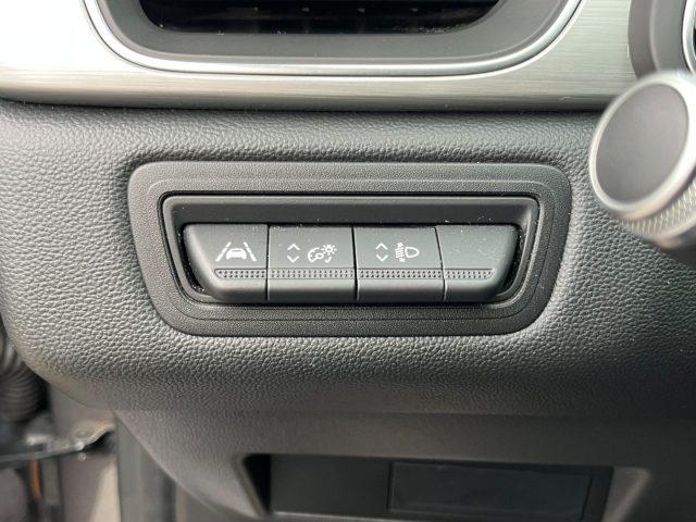 RENAULT Captur Blue dCi 115 CV EDC Initiale Paris