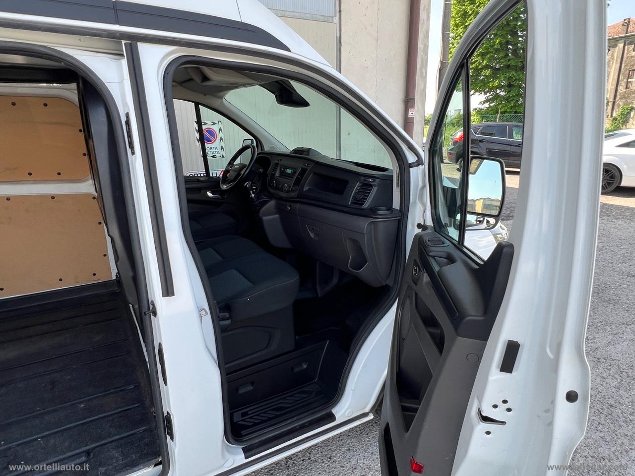 Tran.Cust.300 2.0EcoB.130 L2H2 F.Trend