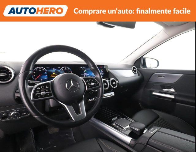 MERCEDES-BENZ GLA 200 Automatic Executive