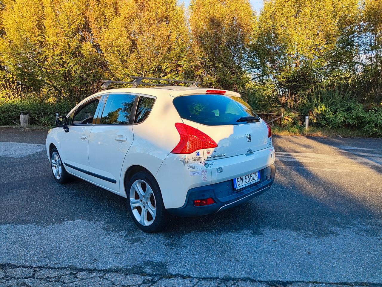 Peugeot 3008 2.0 HDi 150CV Allure