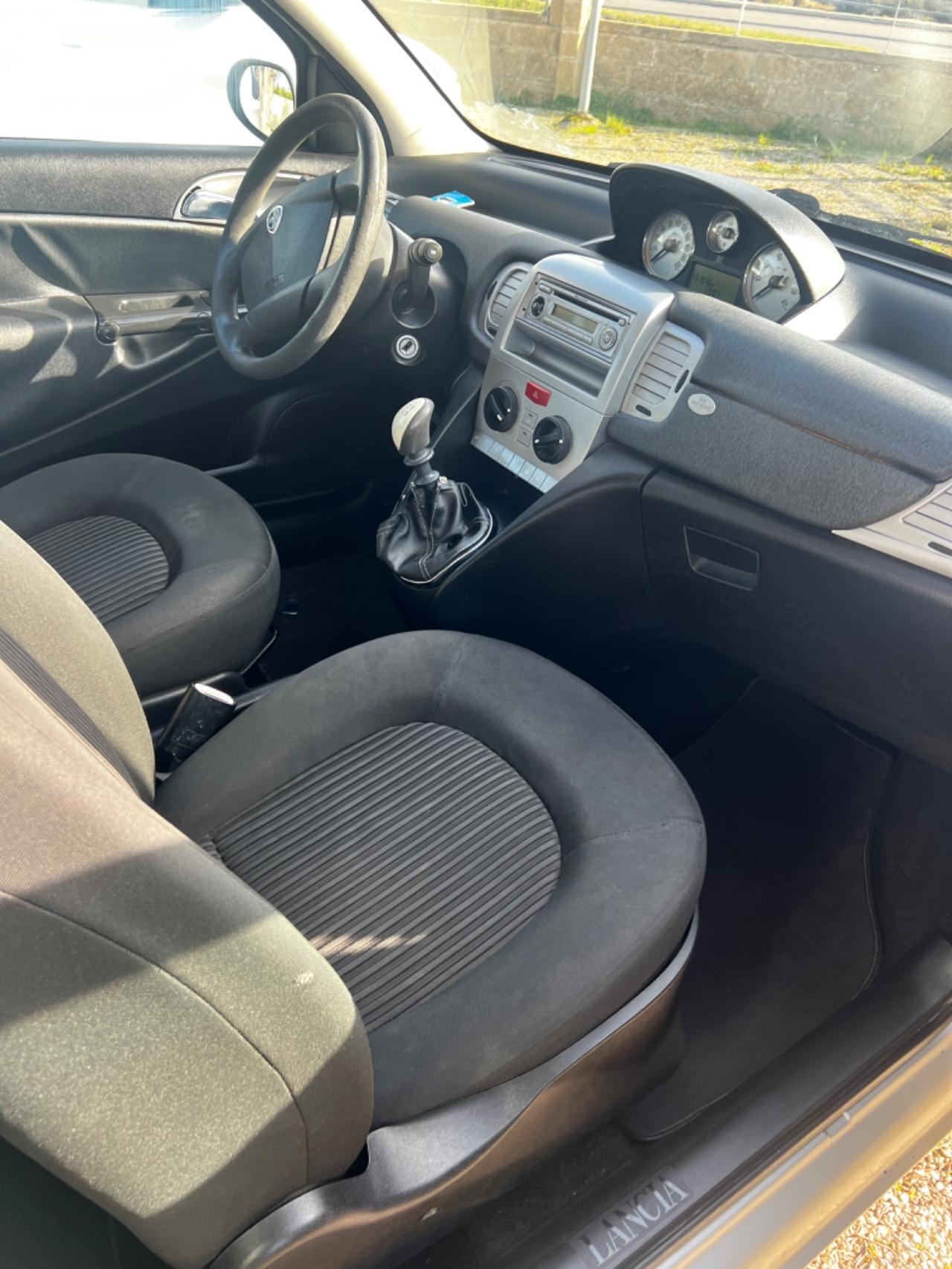 Lancia Ypsilon 1.4 Oro Ecochic GPL