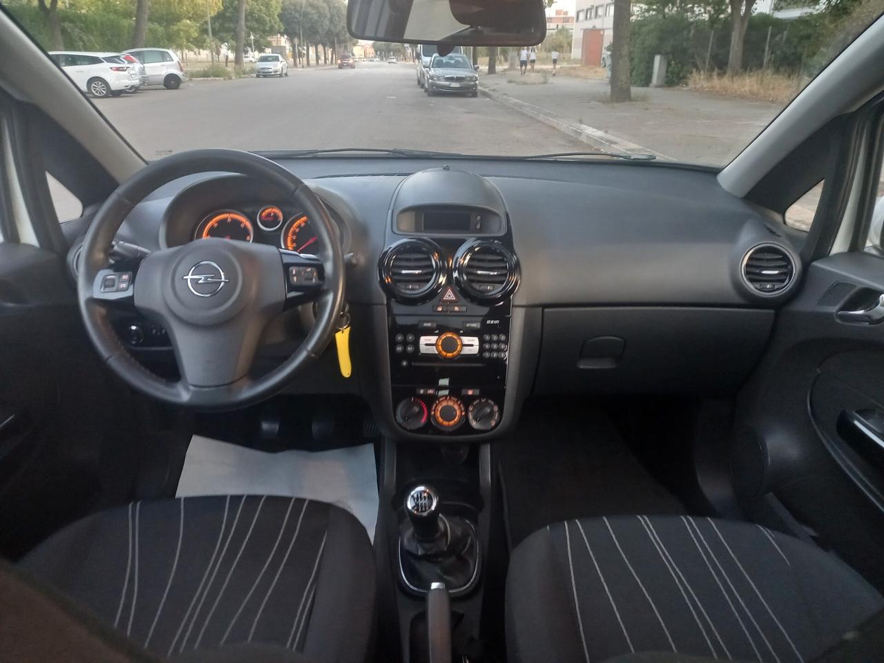 OPEL CORSA 1.3CDTI TETTO APRIBILE