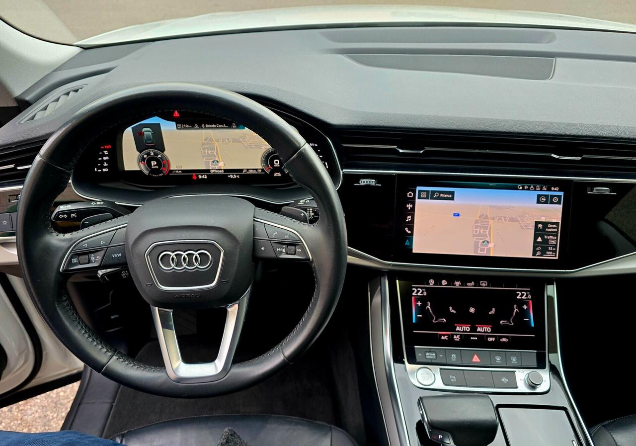 Audi Q8 50 TDI 286 CV quattro tiptronic Sport IVA ESPOSTA