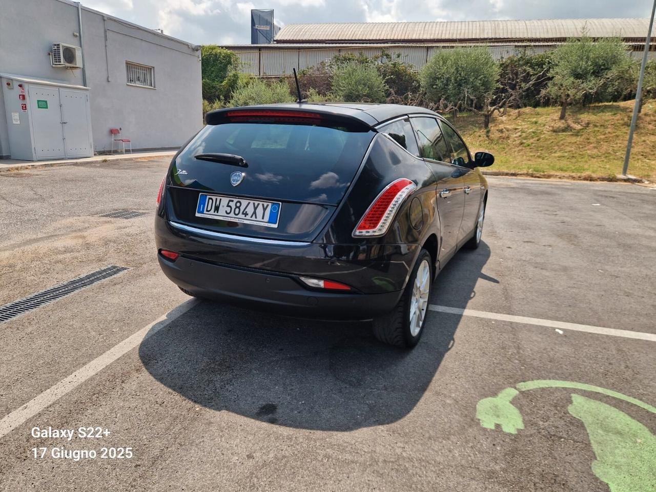 Lancia Delta 1.6 MJT DPF Platino