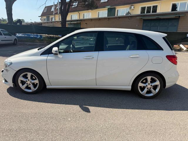 MERCEDES-BENZ B 180 BlueEFFICIENCY Premium senza nessun lavoro da fare