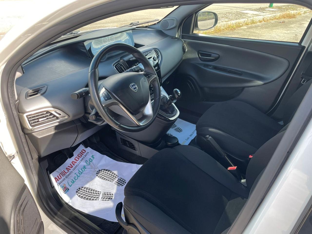 Lancia Ypsilon 1.2 benzina 69 CV Gold