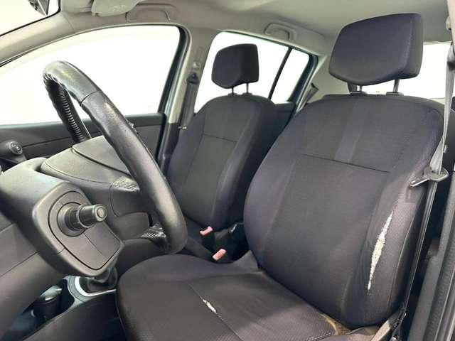 Renault Clio 1.2 16V 5 porte