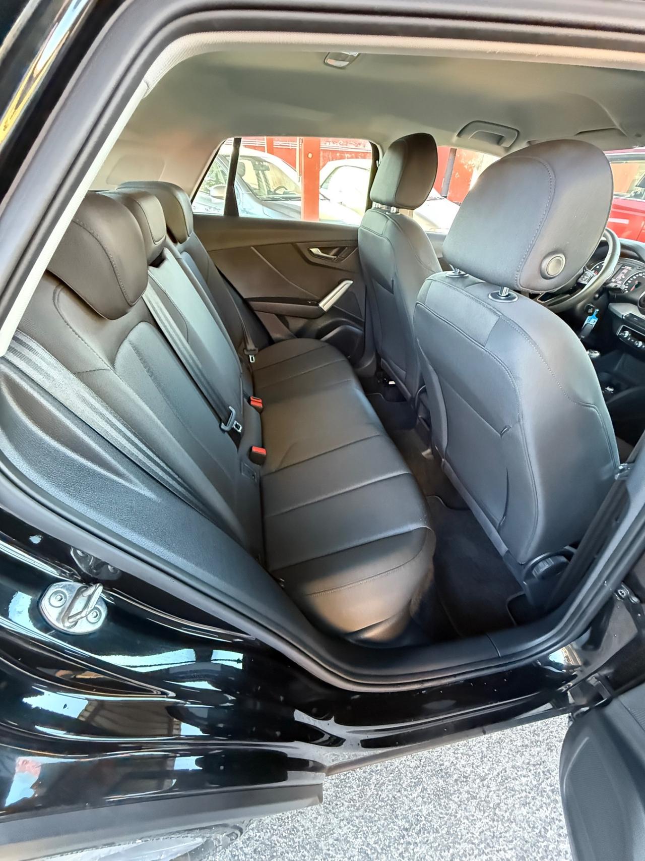 Q2 30 TFSI-S line-unipro-rate-garanzia-E6