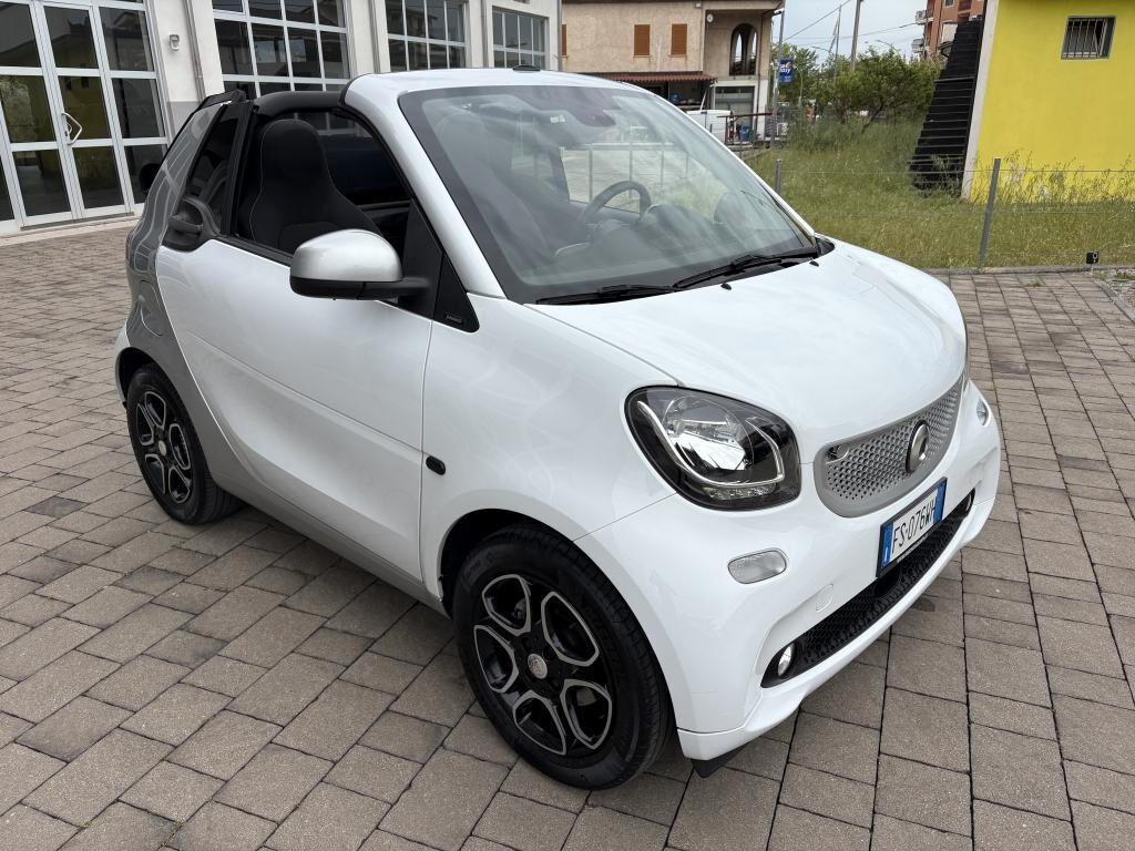 Smart ForTwo Cabrio 1.0 twinamic Passion