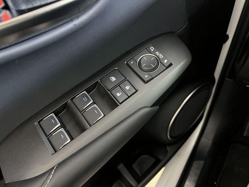 Lexus NX NX 300h 2.5 Business 2wd cvt
