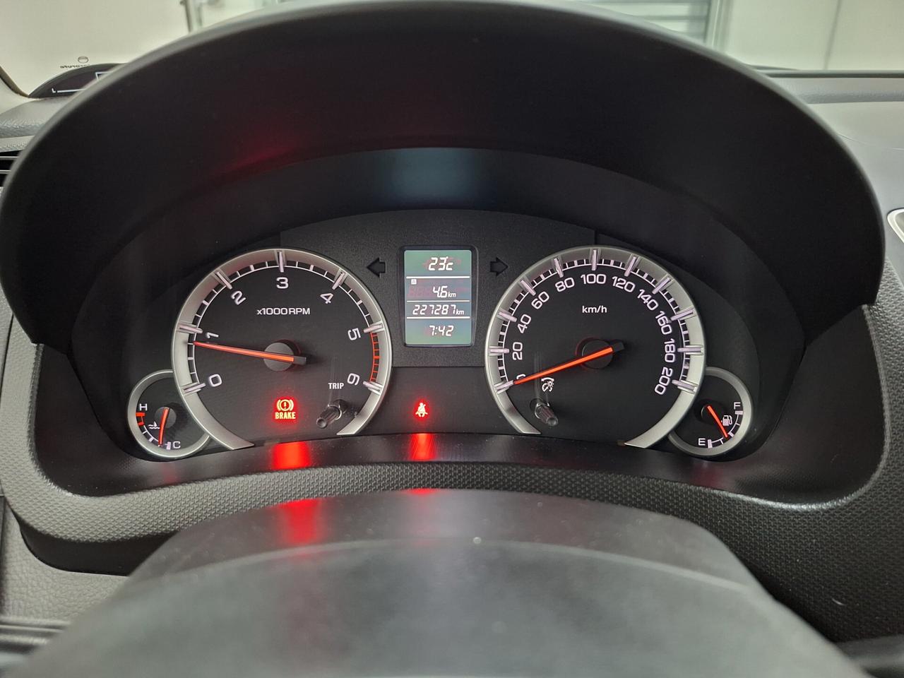 Suzuki Swift 1.3 DDiS 75cv B-Top Bi-Color
