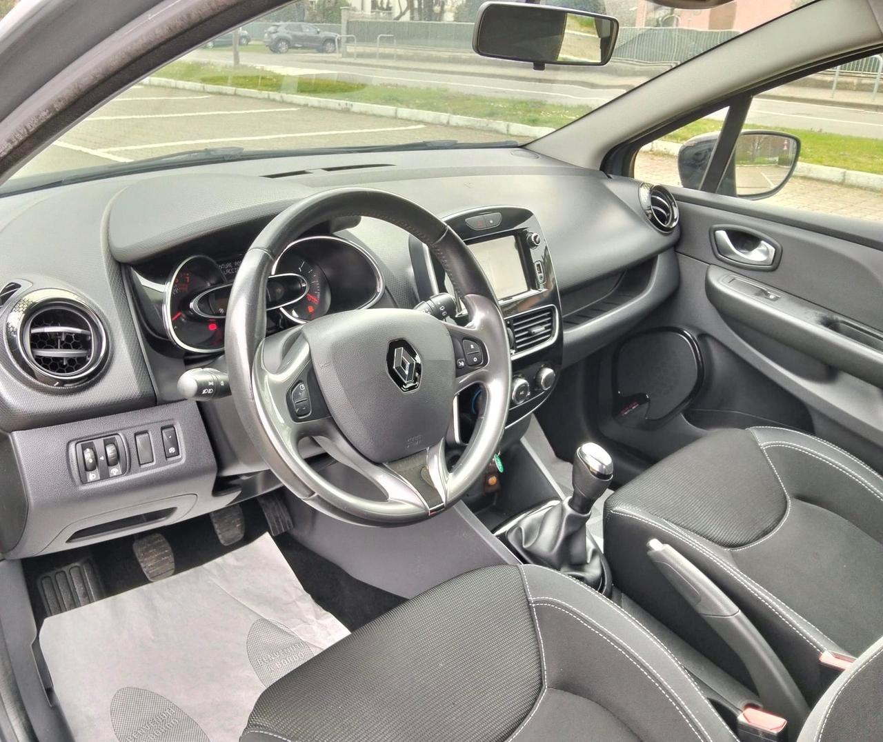 Renault Clio TCe 12V 75CV 5P Moschino*Navi*Camera*Euro 6