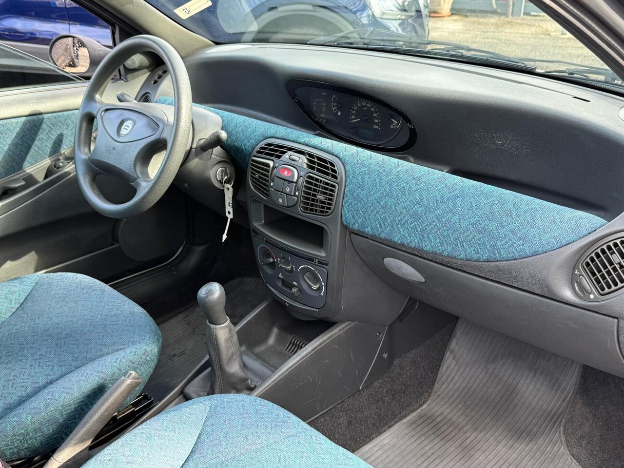 Lancia Y 1.2i 16V cat LS