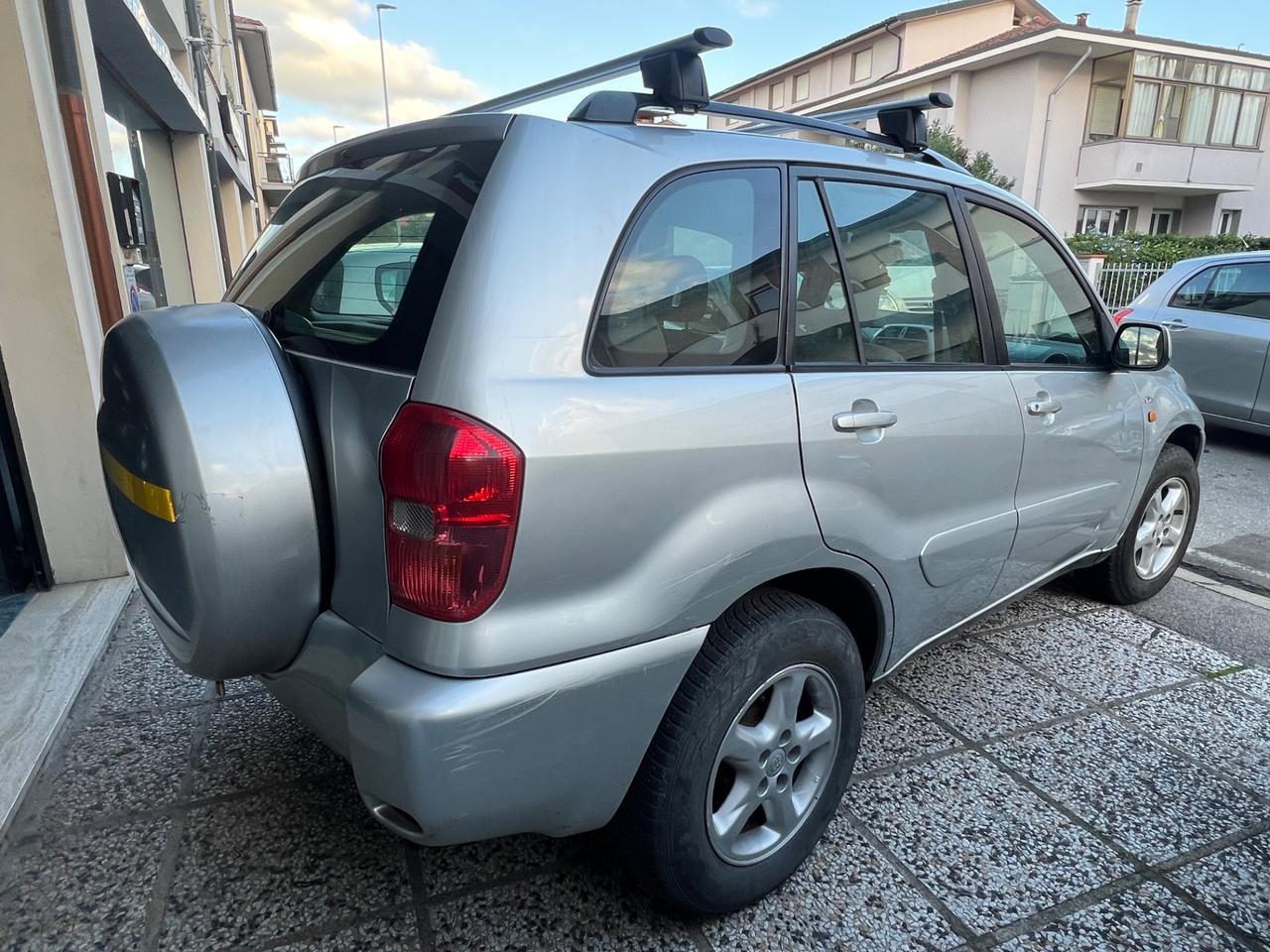 Toyota RAV 4 RAV4 2.0 Tdi D-4D cat 5 porte Sol